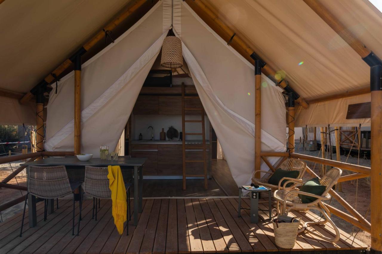 ホテル Wecamp Cabo De Gata ラス・ネグラス エクステリア 写真