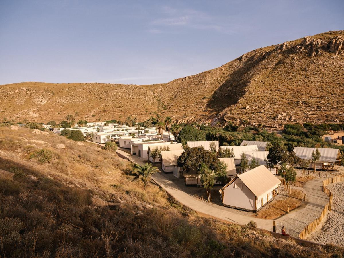 ホテル Wecamp Cabo De Gata ラス・ネグラス エクステリア 写真